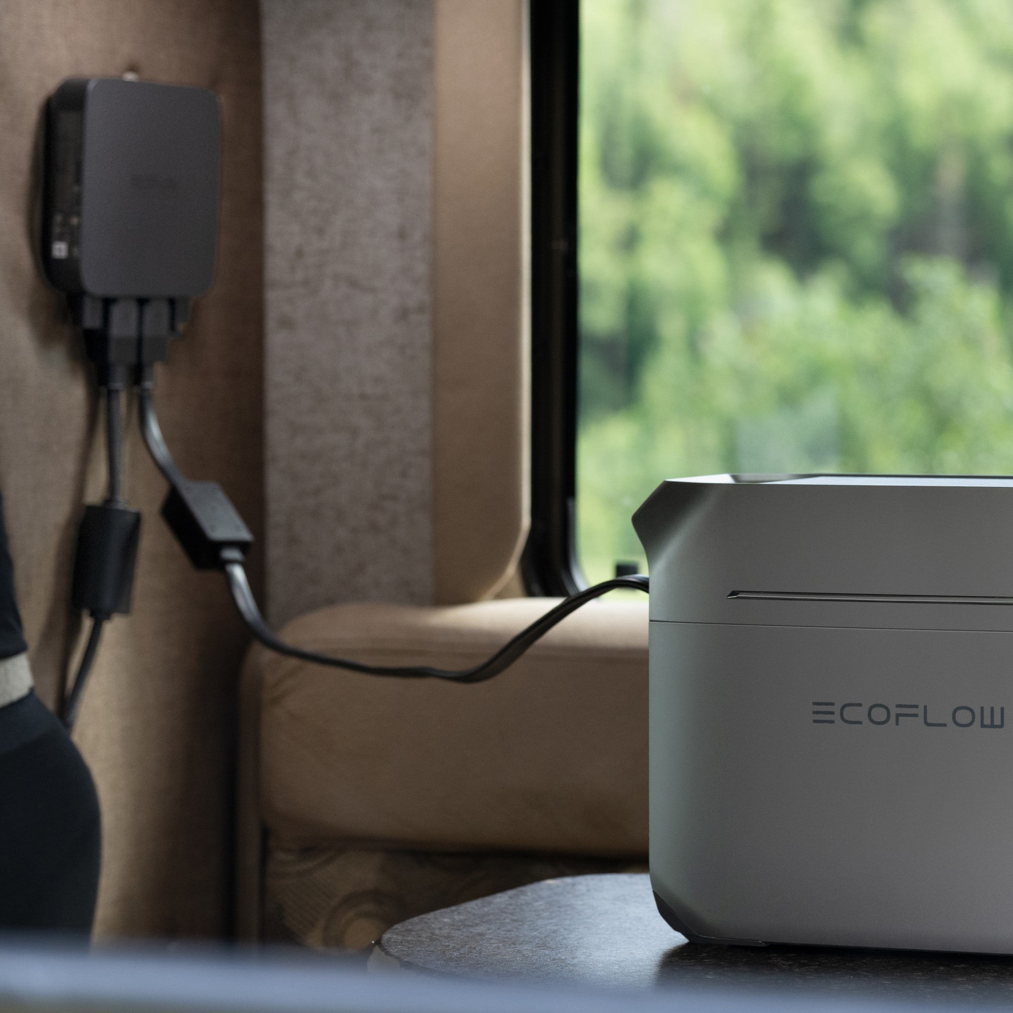 EcoFlow DELTA 3 Plus Portable Power Station with 800W Alternator Charger